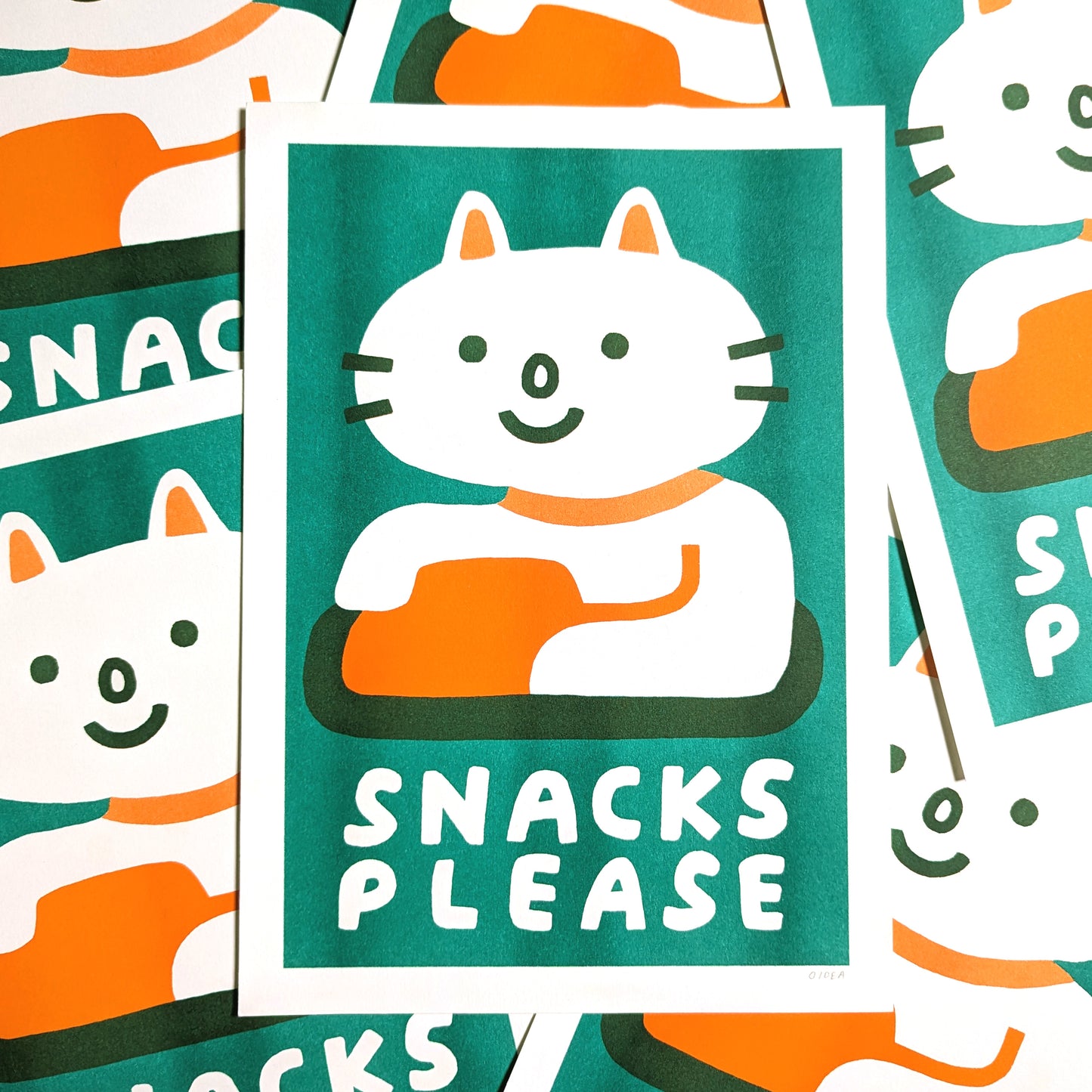 0idea_snacks_please_cat_2